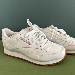 Reebok Classics White Leather Sneakers sz 10 never worn